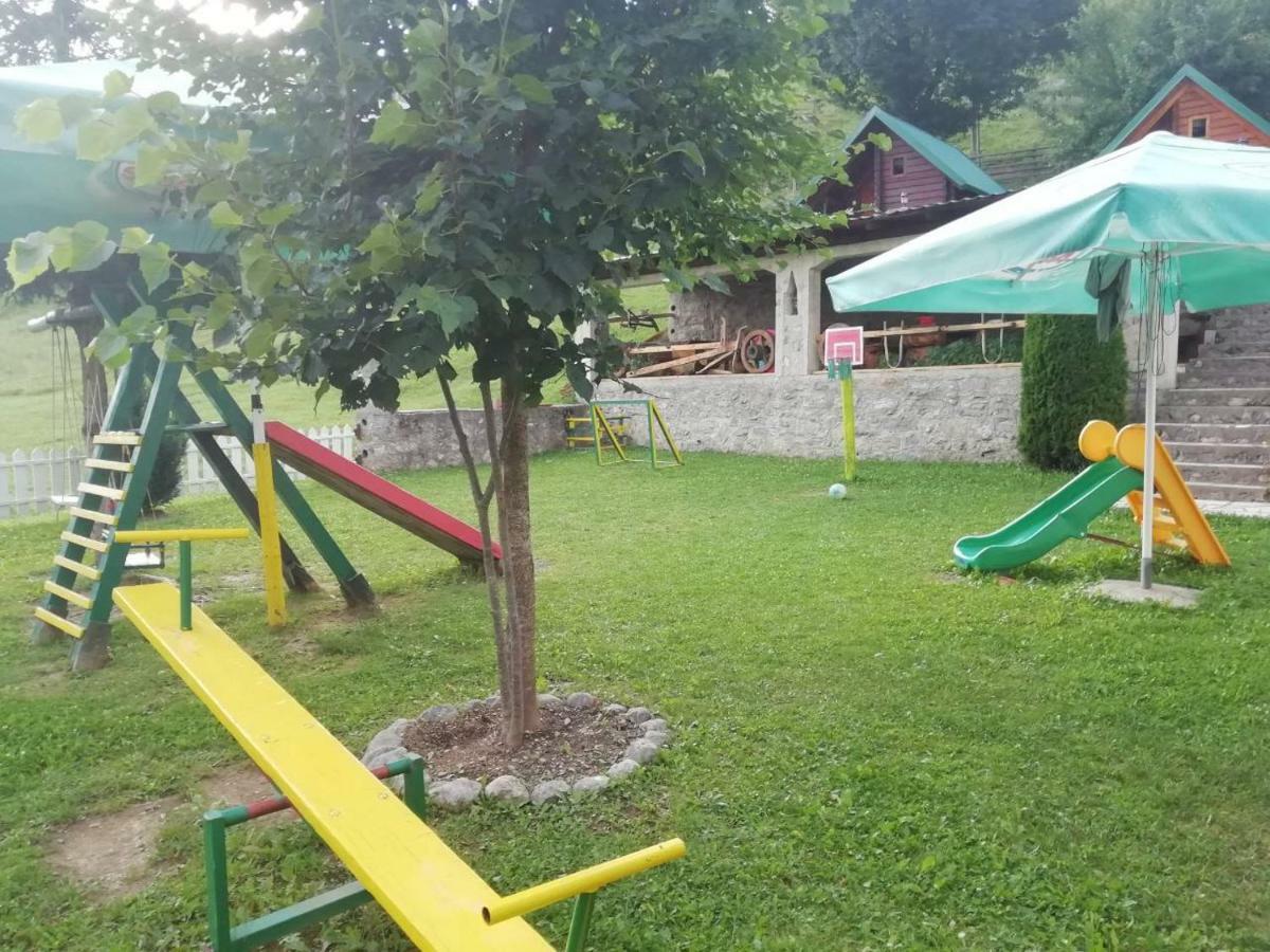 Bungalovi Vukovic Мойковац Екстер'єр фото